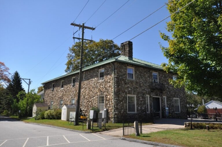 960px AshfordCT KnowltonHall 768x510